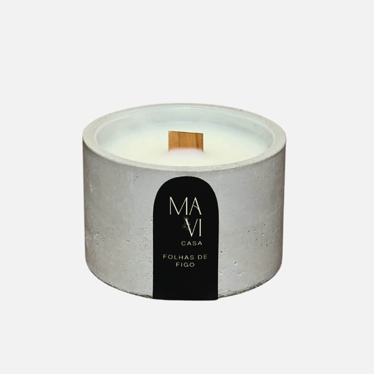 Vela vegetal Folhas de Figo 70g com pavio de madeira em pote de concreto